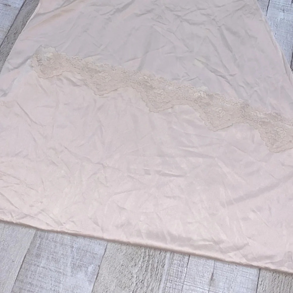 Vintage maxi slip size 32 Tall - Picture 8 of 8